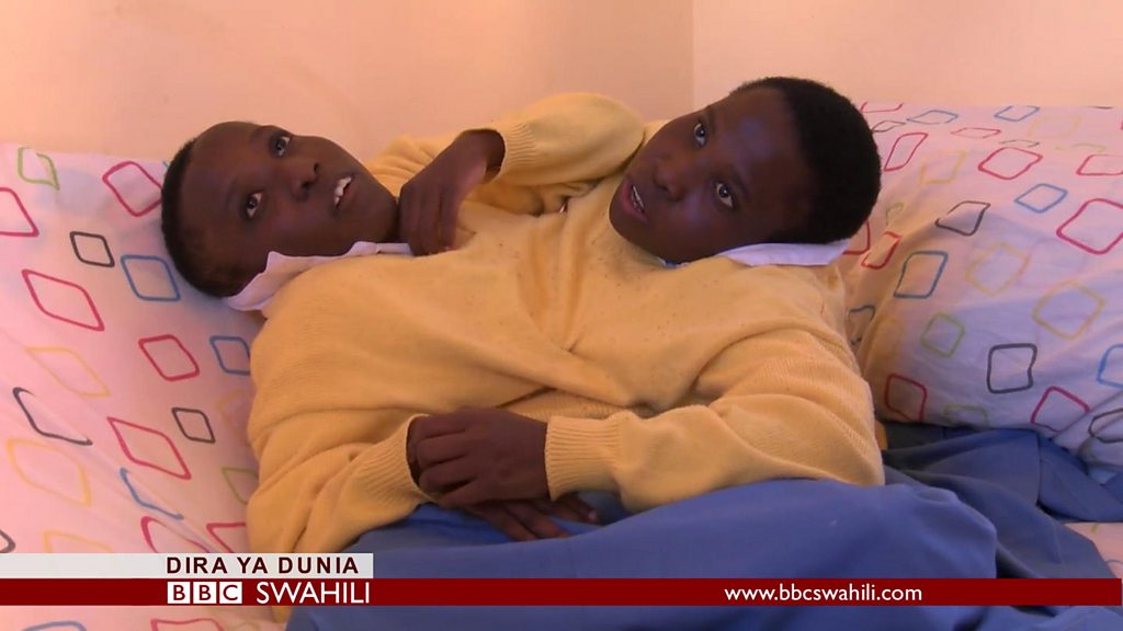 Videoda jinsiy ertaklar Rus mushuk video