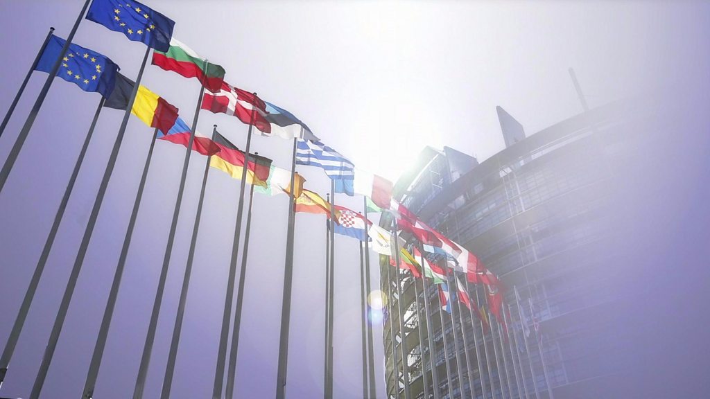 UK in Brexit pledge on citizens’ rights at EU summit