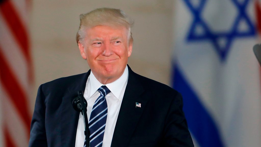 Дональд Трамп признал Иерусалим столицей Израиля - BBC News Русская служба