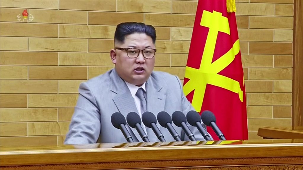 زعيم كوريا الشمالية زر القنبلة النووية على مكتبي دائما Bbc News Arabic