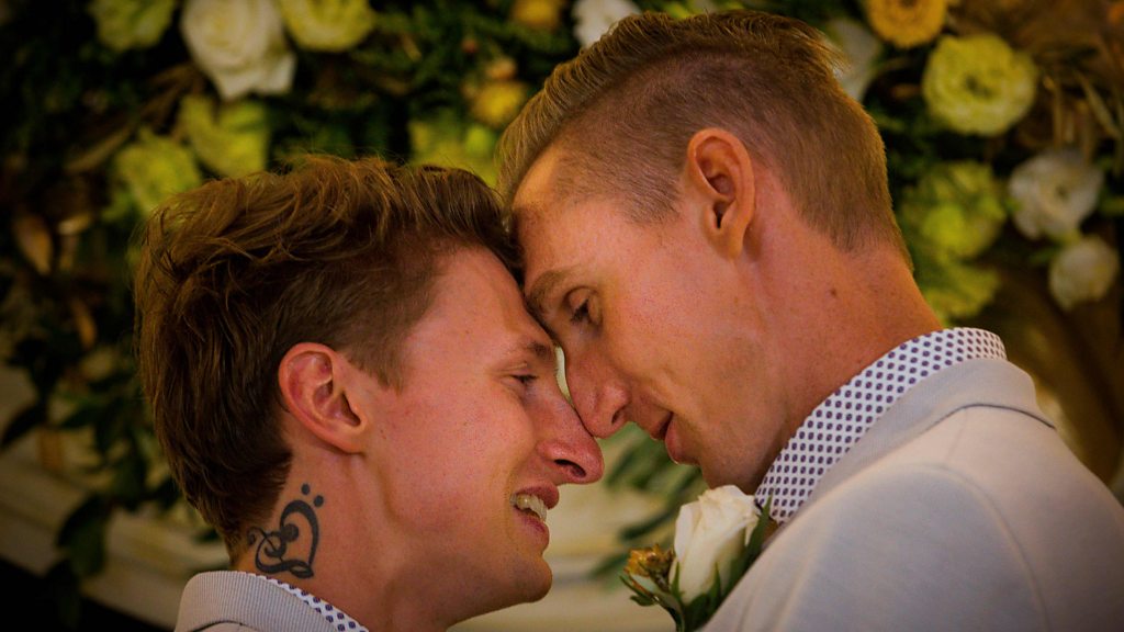 Australia Same Sex Marriage Midnight Vows Mark Historic Day Bbc News 0482