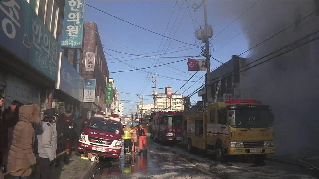 Dozens die in South Korea hospital fire