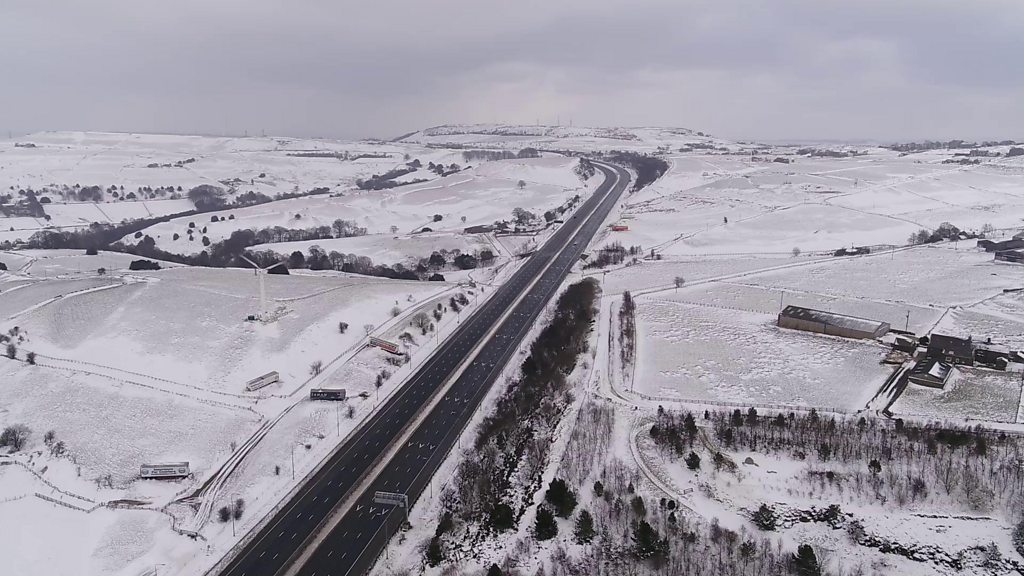 UK Snow M62 Drivers Stranded indefinitely BBC News