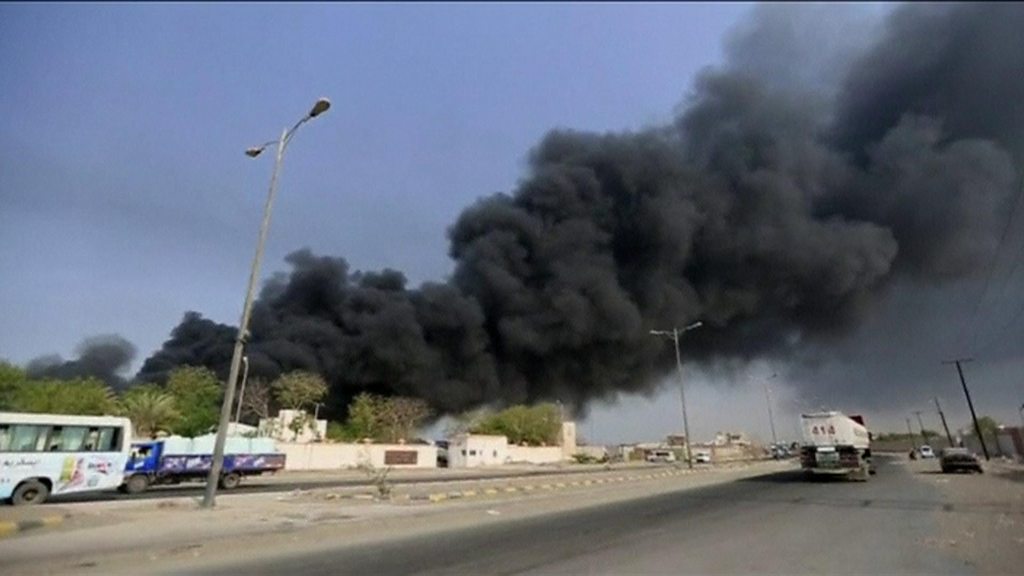 Yemen fire damages food warehouses