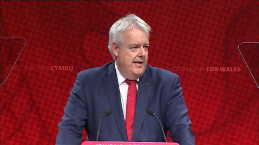 Carwyn Jones to quit as first minister
