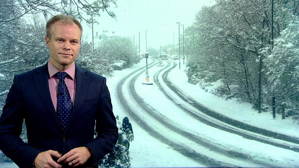 UK weather: Travel warnings after night of snowfall