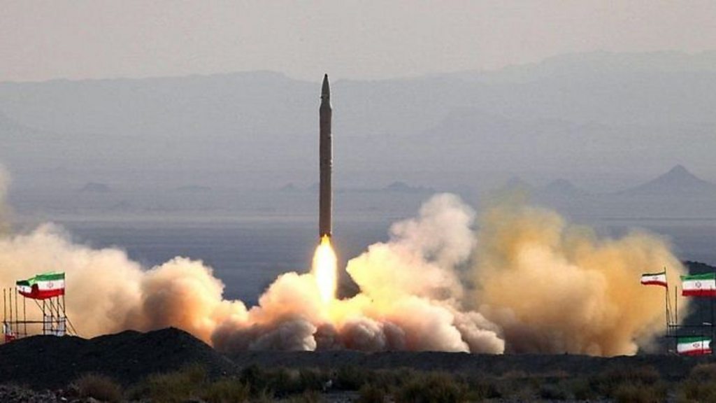 برنامه موشکی ایران؛ آیا اروپا ایران را بر سر دوراهی جدیدی قرار داده