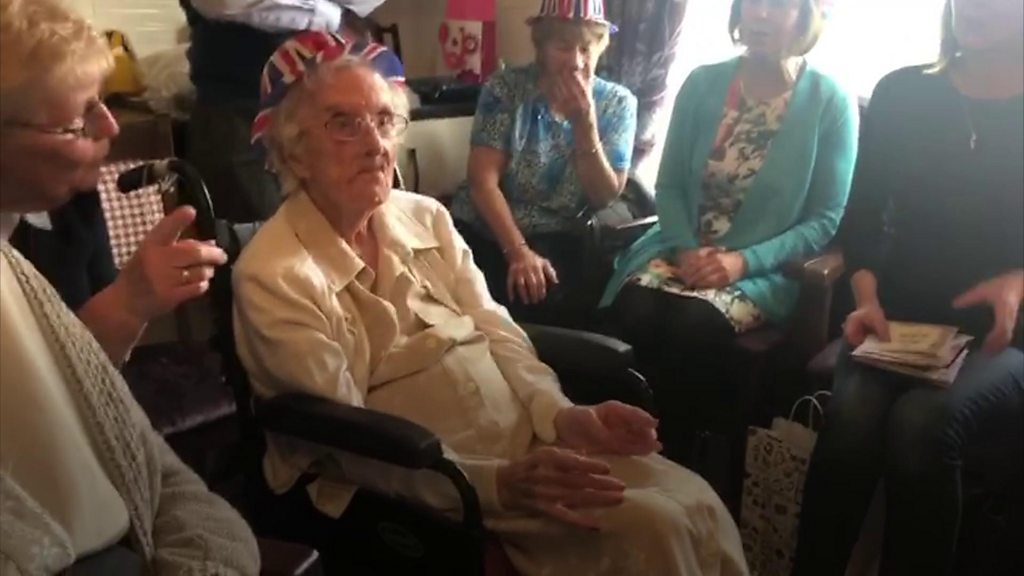 Britain's oldest woman, Hilda Clulow, dies at the age of 111