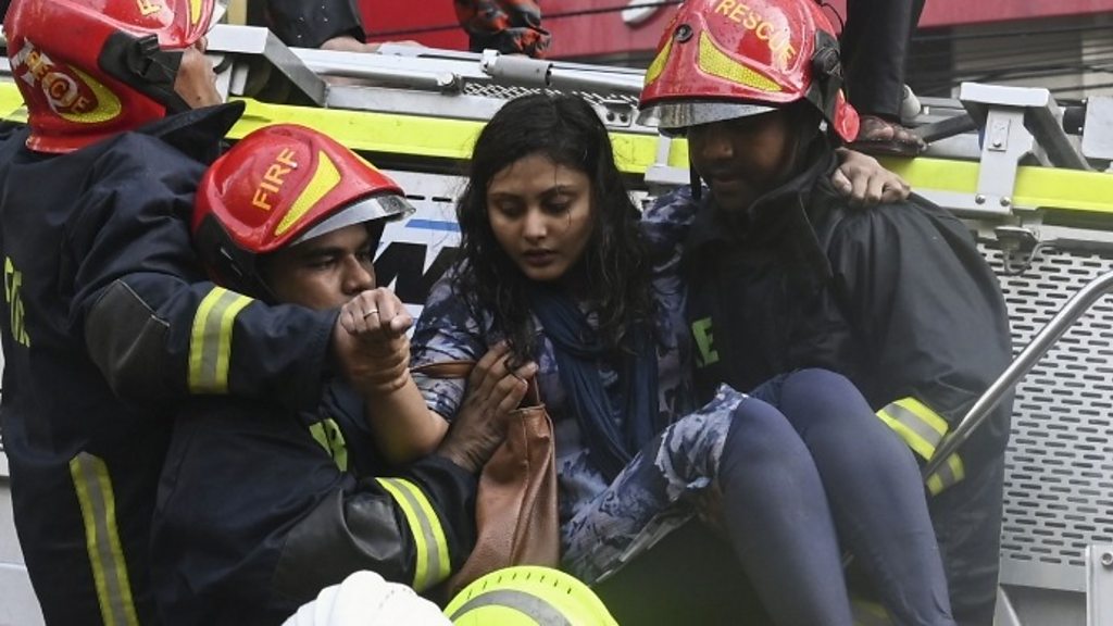 Locked exits 'trapped fire victims in tower'