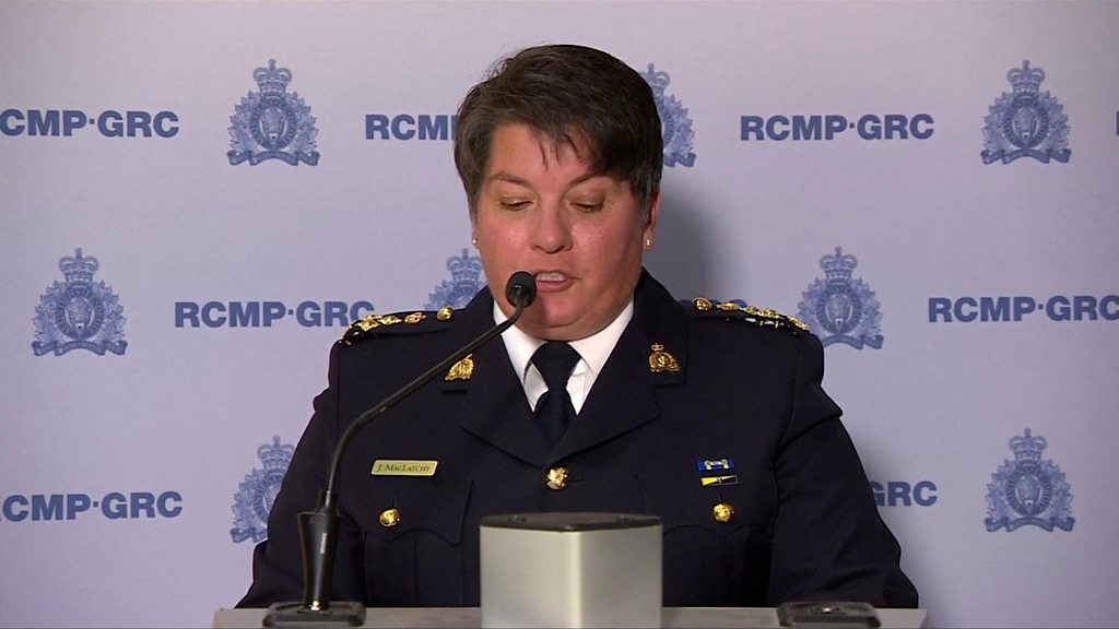 Bodies found in hunt for two murder suspects