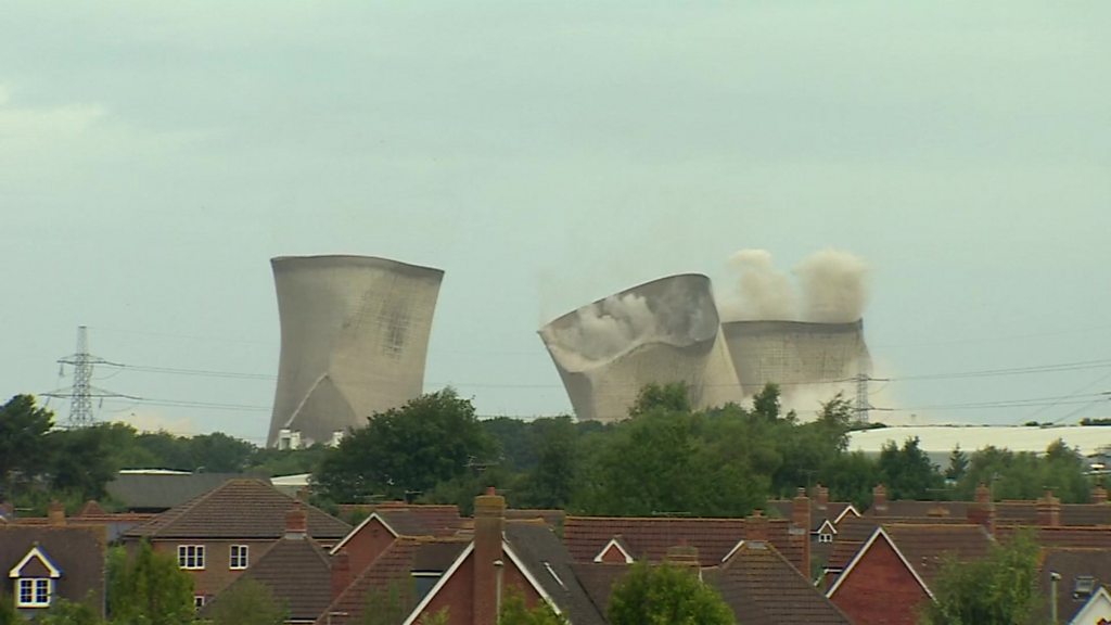 Didcot power station: Last cooling towers demolished