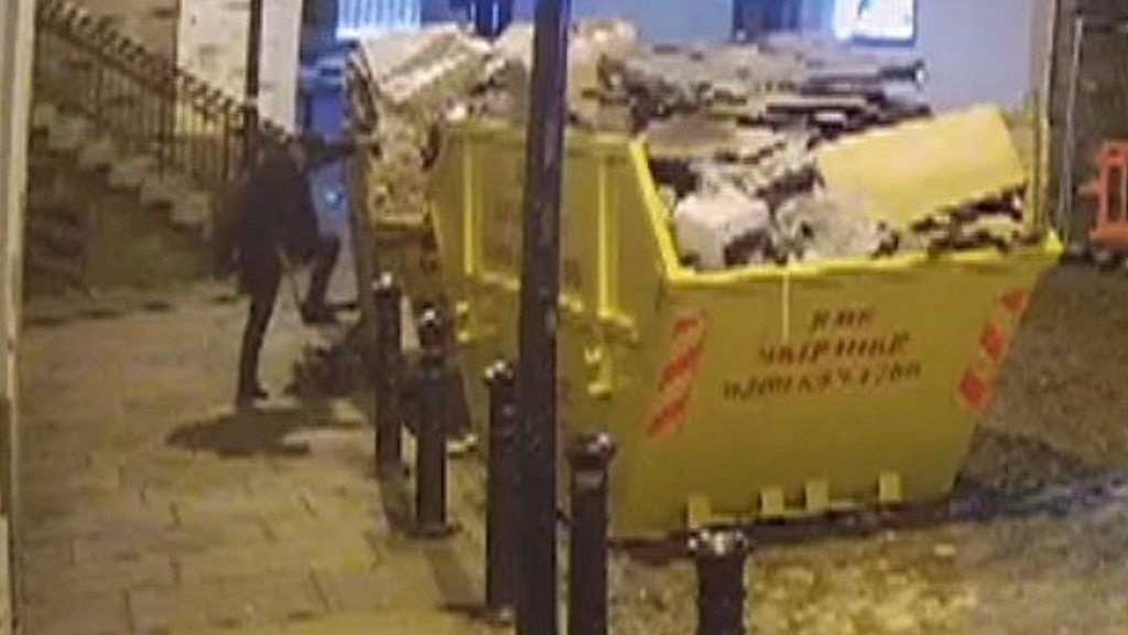 Guy Fawkes and Oliver Cromwell 'heads' stolen from London tourist attraction