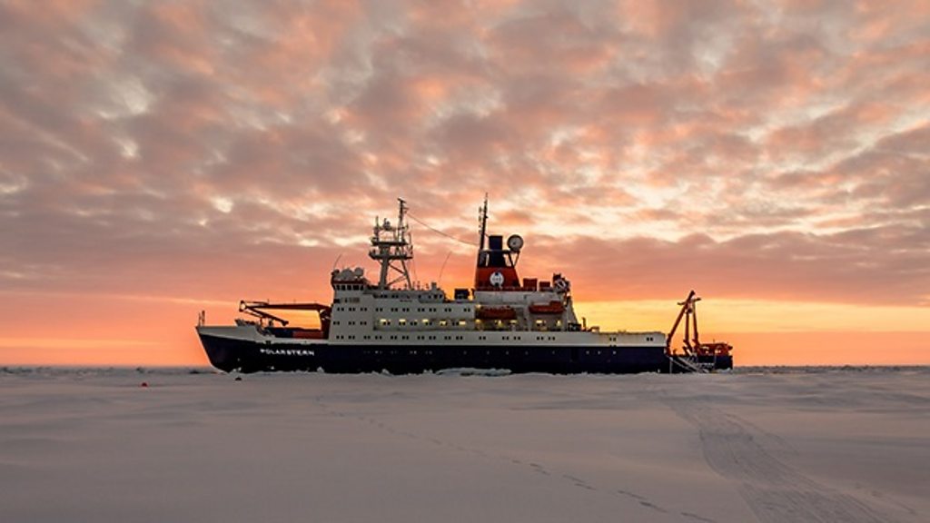 Climate change: Polarstern leaves for 'biggest ever' Arctic expedition - BBC News