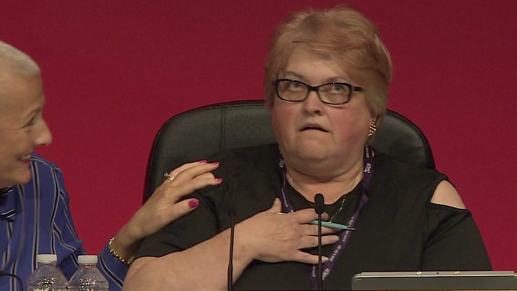 Jeremy Corbyn faces battle with Labour members over Brexit policy