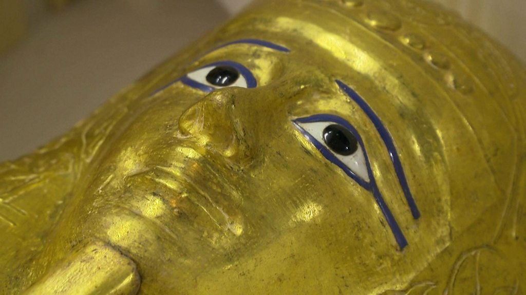 New York Met museum returns stolen ancient Egyptian coffin