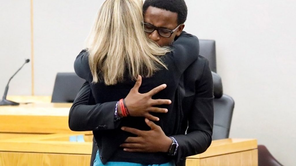 Amber Guyger: US ex-cop sentenced to 10 years for murder