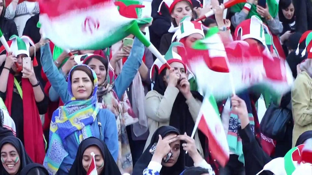 イラン 女性のサッカー観戦を解禁 40年ぶりに代表を応援 cニュース