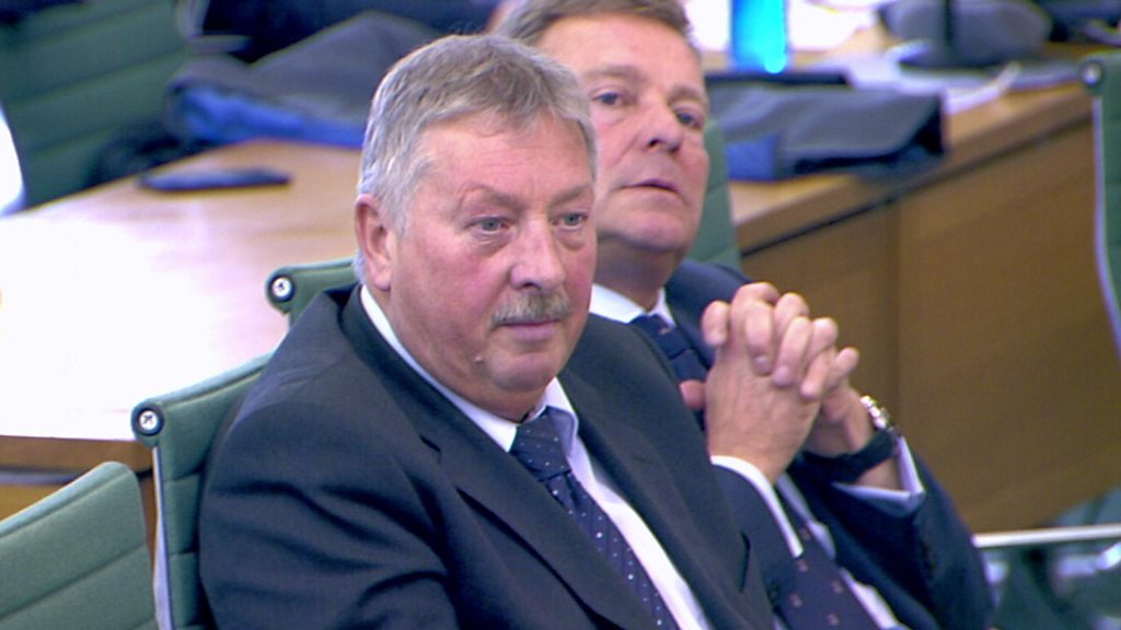 Brexit: Talks enter last day before crunch EU summit