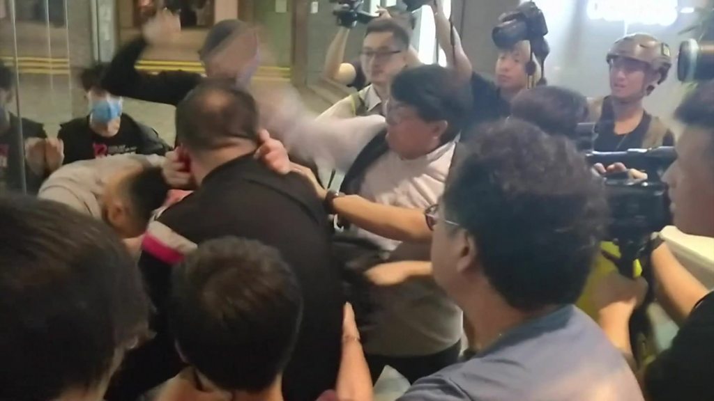 Hong Kong protests: Knife attacker bites man's ear