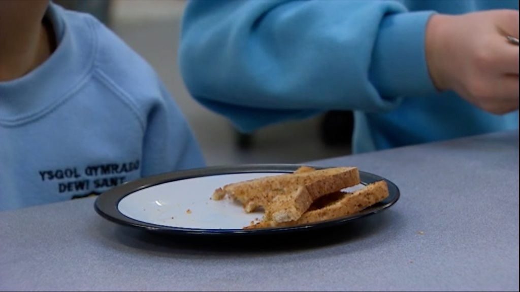 School breakfast clubs: Charges 'unfair' on parents