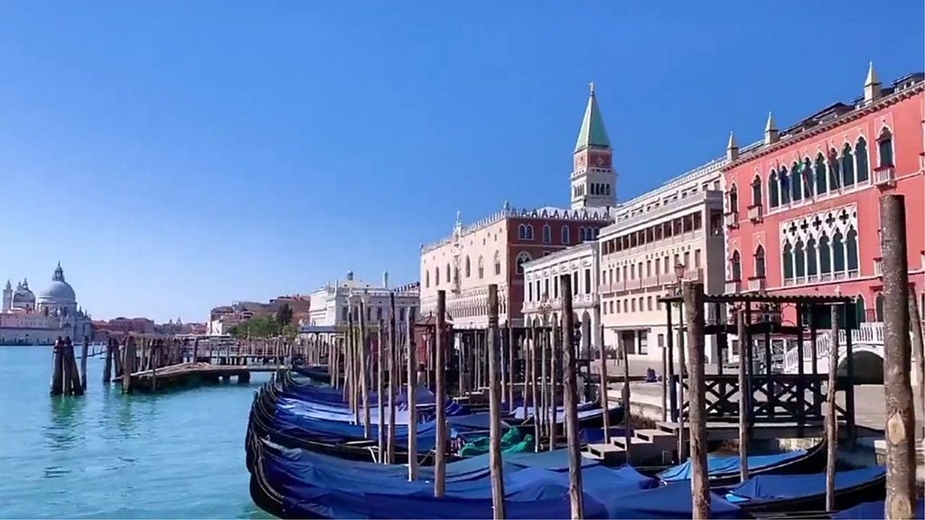 ヴェネツィアの水路 透明に 新型ウイルスによる封鎖措置が影響か cニュース