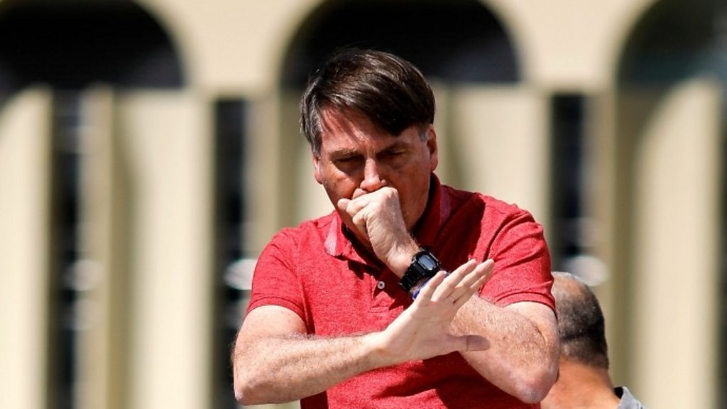 Brazil's Jair Bolsonaro ordered to wear mask in public thumbnail