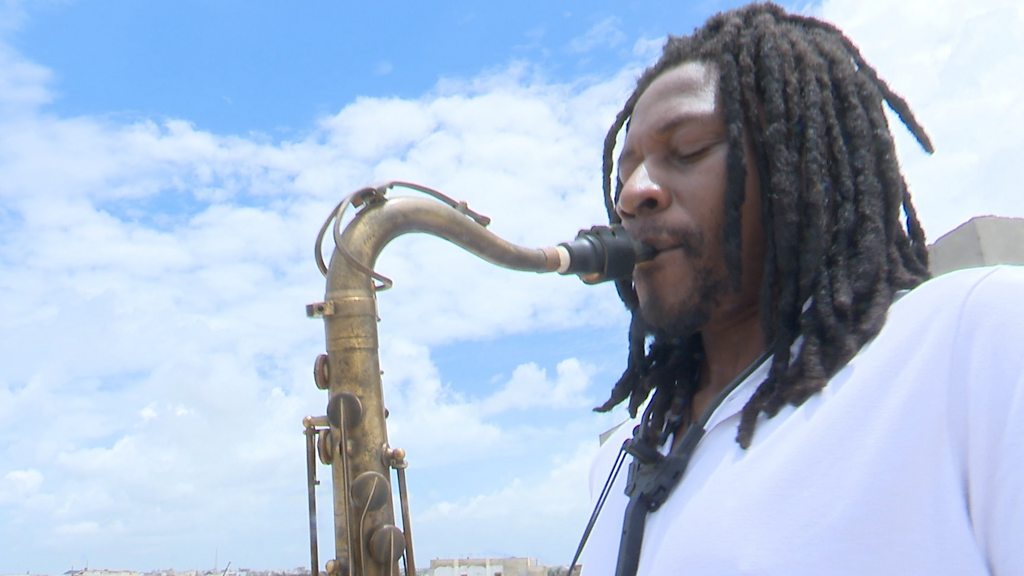 Coronavirus L Impact De La Pandemie Sur Les Musiciens Bbc News Afrique