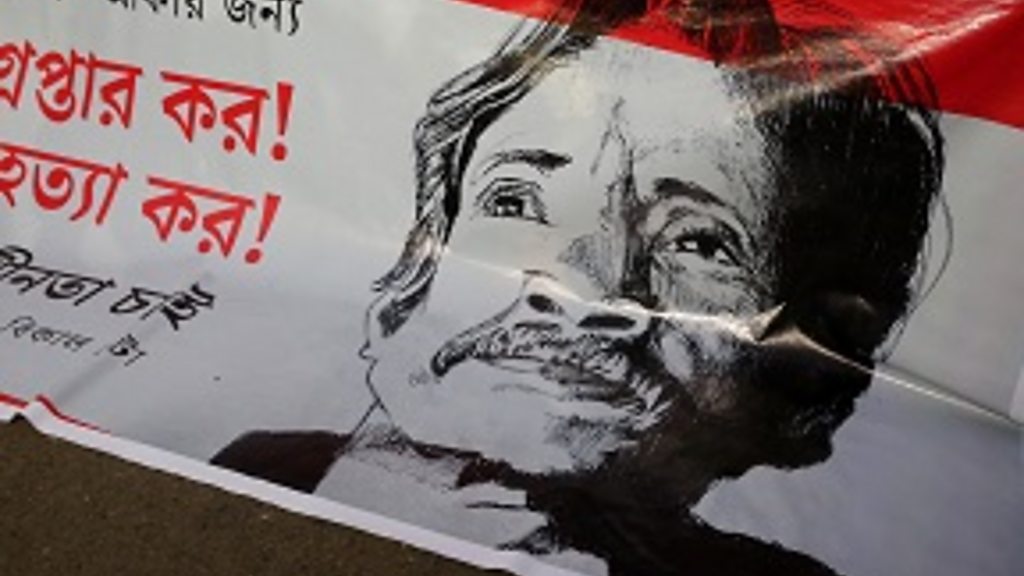 Anal teshik porno rasmlar Yetuk ayol yosh ayolni vasvasaga soldi