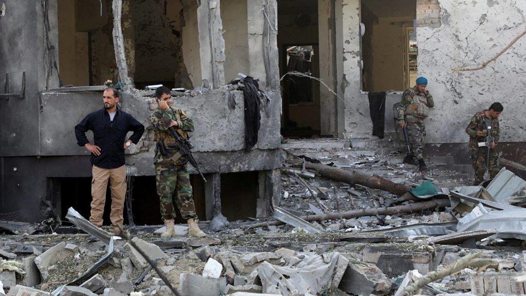 Jerking uchun yalangoch Britni Spirs