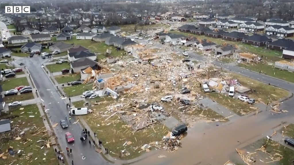 tornado (竜巻) 竜巻に家も教会も工場も破壊され……家がなくなったと母に言えず