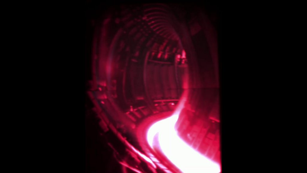 Fusão nuclear gera energia pela segunda vez em teste histórico - TecMundo