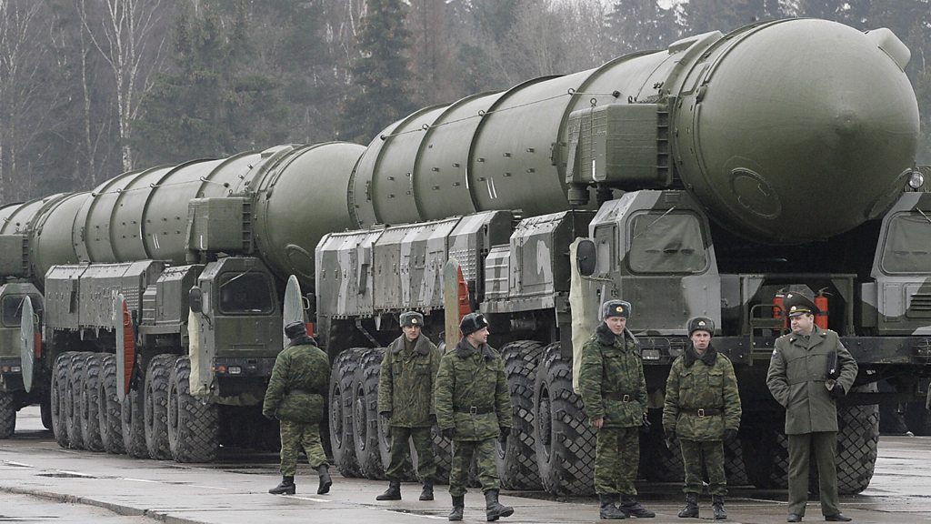 รัสเซีย ยูเครน : รัสเซียมีหัวรบนิวเคลียร์อยู่เท่าไหร่ - BBC News ไทย