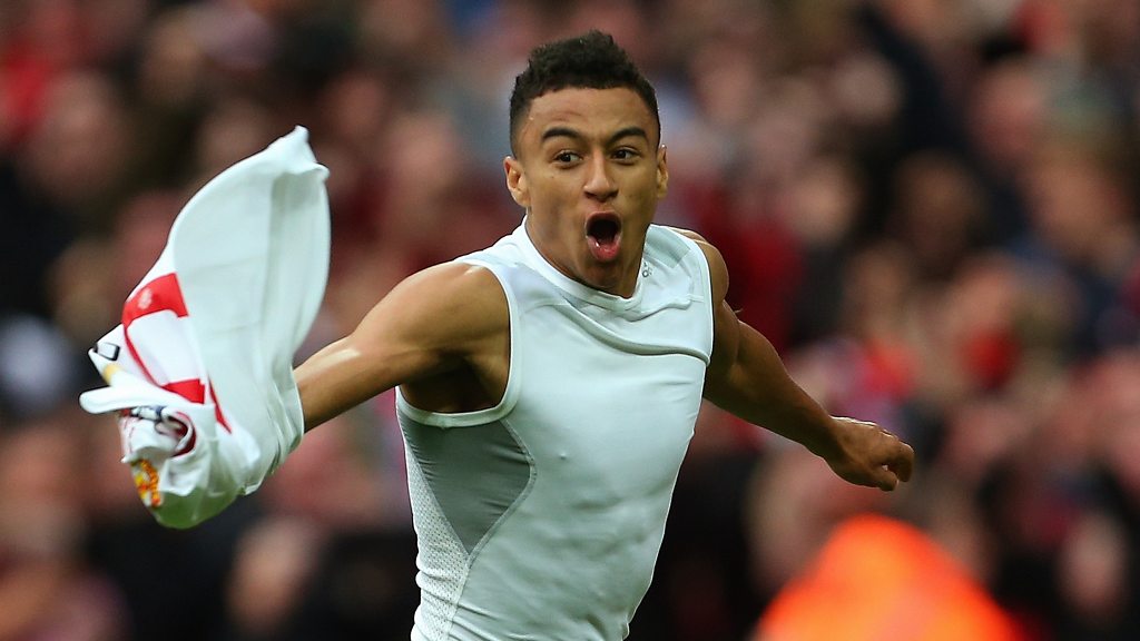 Jesse Lingard: Nottingham Forest in talks to sign former Man Utd midfielder, West Ham awaiting his decision, Transfer Centre News