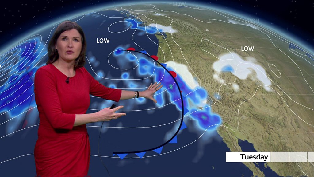 Millions at risk of flooding as fierce storm lashes California