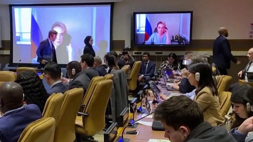 Nastya Makeeva erotik fotosurat