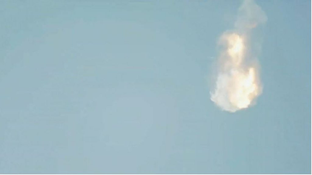 爆発でも拍手と歓声 史上最大のロケットと宇宙船「スターシップ」の