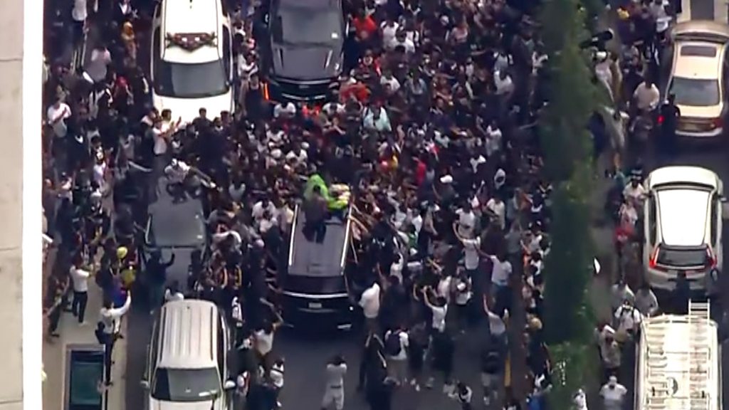 Kai Cenat: Twitch streamer's hyped PS5 giveaway sparks New York mayhem