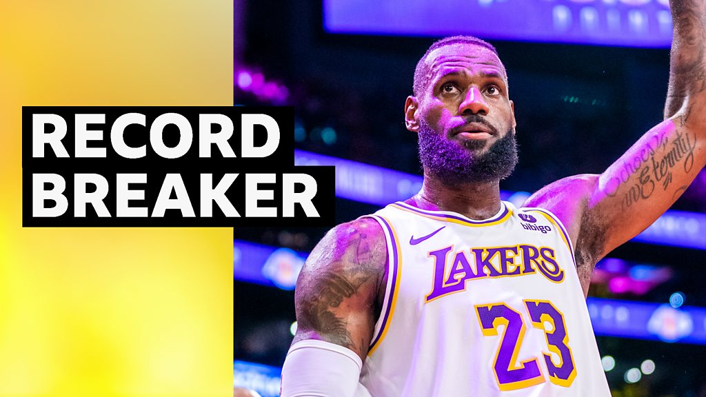 NBA LeBron James passes 40 000 point mark but LA Lakers lose to Denver Nuggets BBC Sport