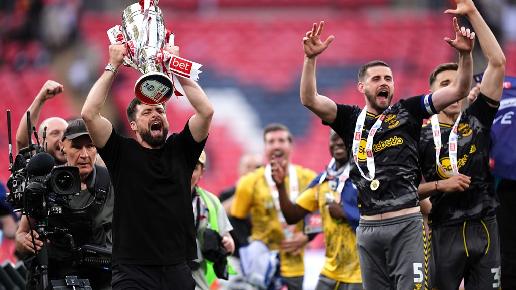 Southampton FC - The final whistle goes at Wembley as Southampton beat ...