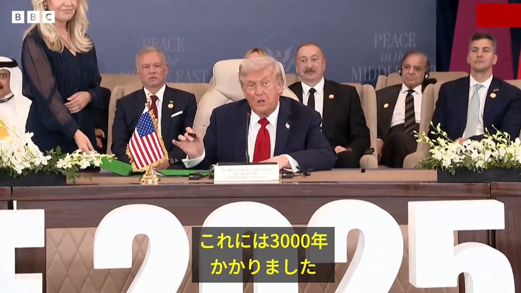 中東の独裁者 リビアの凶悪な独裁者が、自らの本拠地に何キロメートルにも及ぶ地下