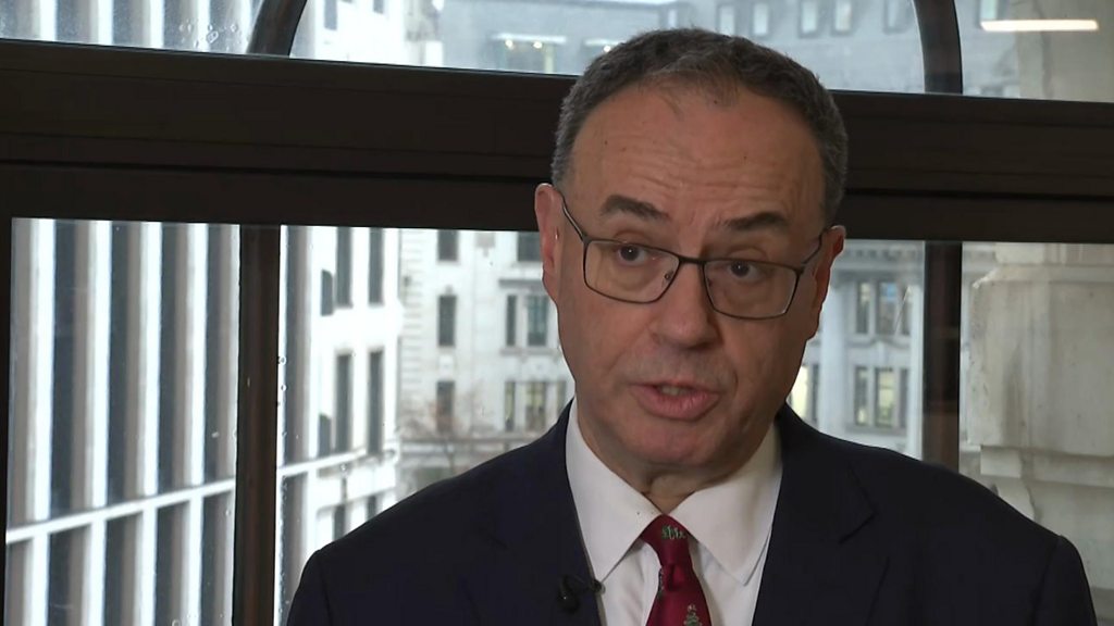 bbc.co.uk - Will 'Santa rate cut' have enough festive spirit to boost the economy? - BBC News