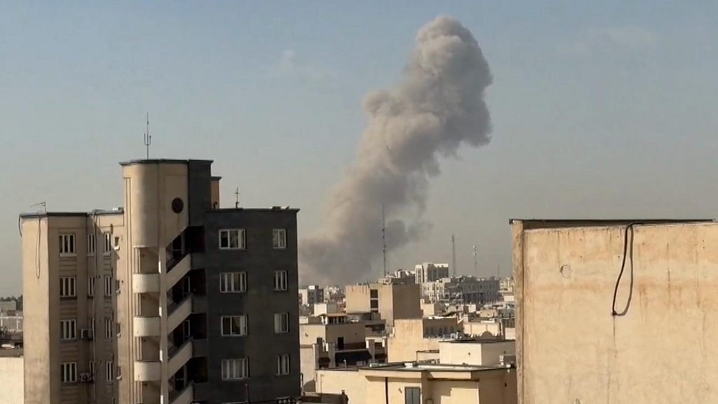 アメリカとイスラエル、イランを攻撃と発表 米軍駐留の近隣国に報復