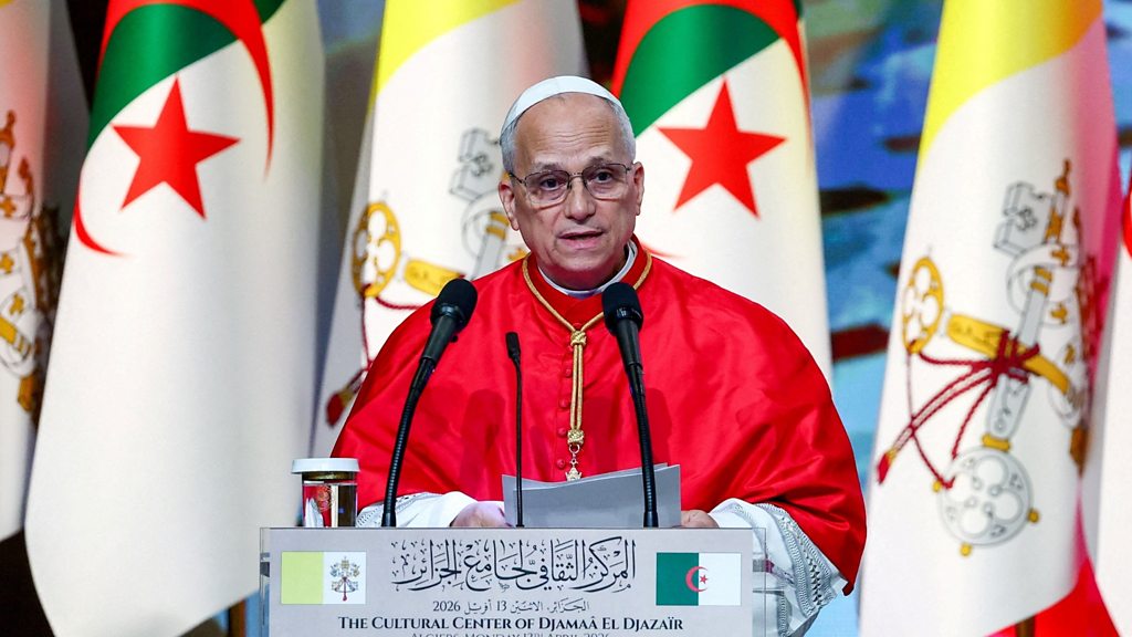 BBC Audio | Global News Podcast | Pope: 'I will not debate war with Trump'