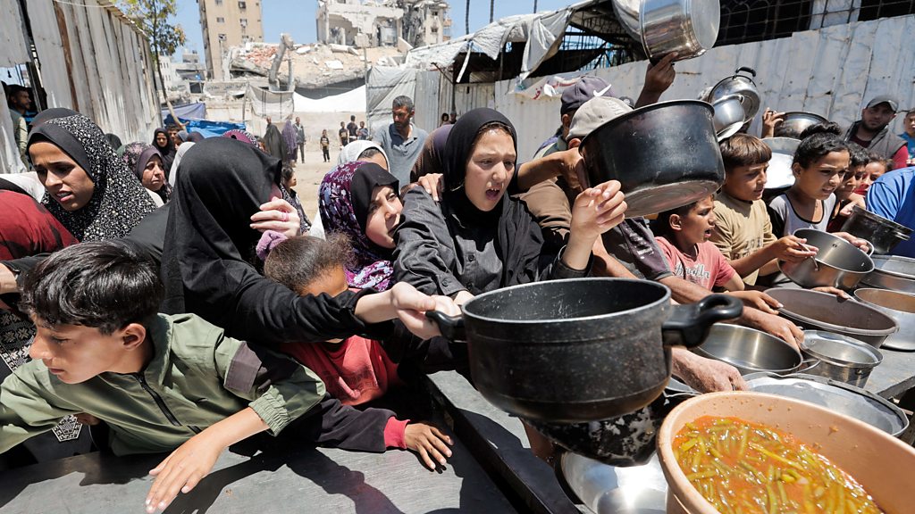 Humanitarian situation in Gaza 'catastrophic'