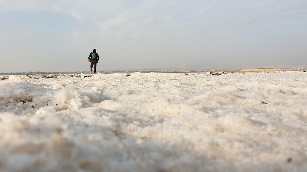 The barren landscape found in parts of Cyprus, like this ancient salt lake, could hold clues to the origin of the planet Mercury (Credit: Nicola Mari)