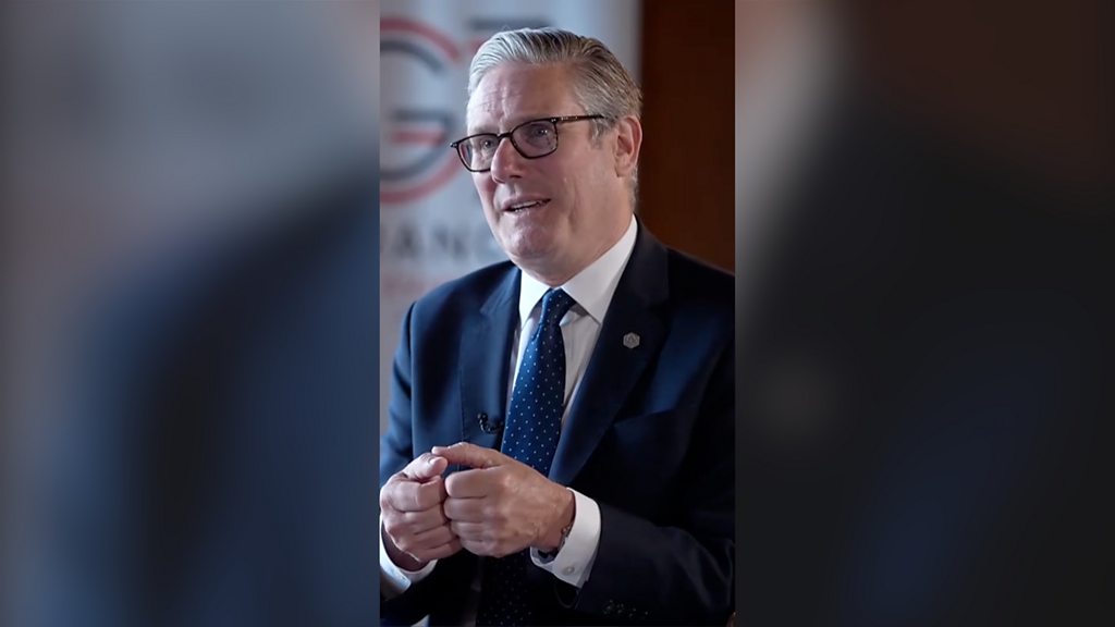 Starmer: Leadership challenges are 'wrong'