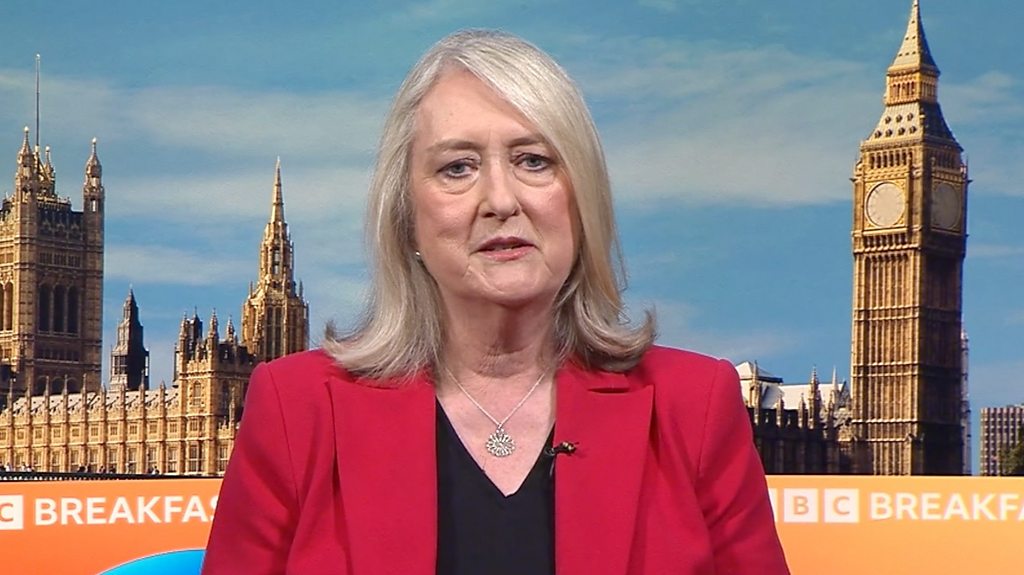 Minister: PM is thinking about how to respond