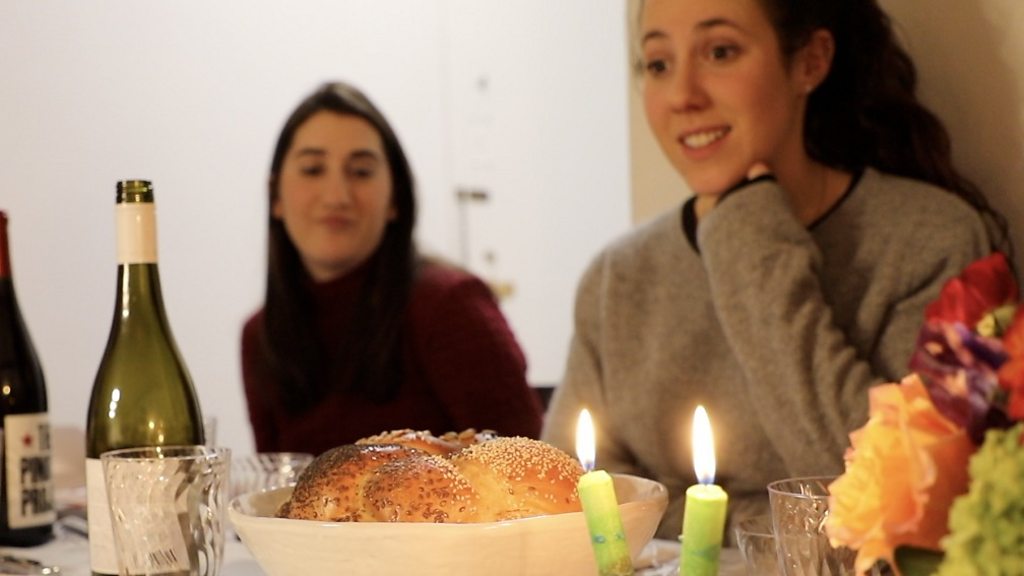 Friday night dinner BBC News