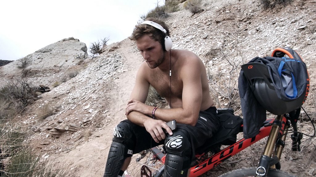 'When I couldn't move my legs, I knew my life would change forever' - BBC T