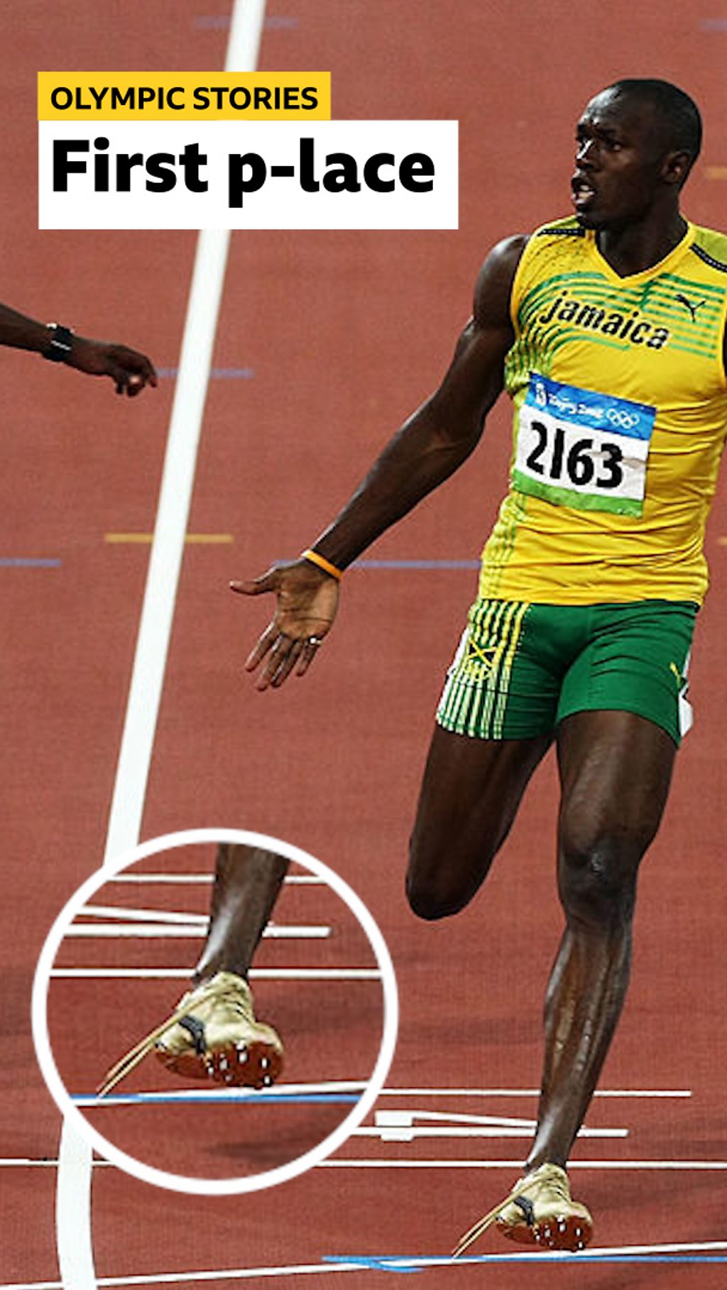 Usain Bolt winning 100m race with untied shoe lace